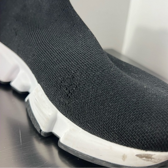 Authentic Balenciaga sock shoes - Picture 5 of 8